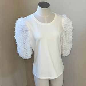 NWT Flat White White Puff Short Sleeve Top Medium